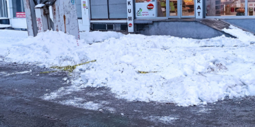 Bitlis'te çatıdan düşen buz kütlesinin altında kalan kadın öldü