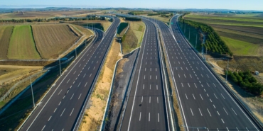 Bölünmüş yol ve otoyollar sayesinde 768 milyon saat tasarruf sağlandı