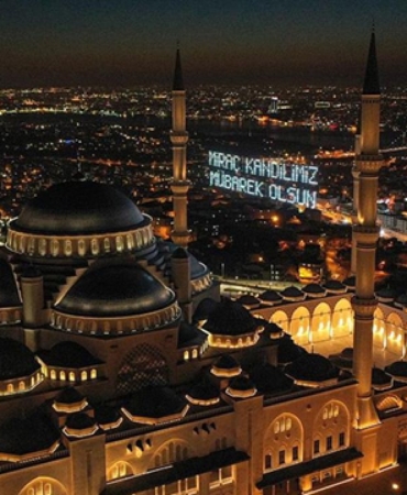 Bugün Miraç Kandili