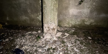 Çatlaklar korkuttu, 7 katlı bina boşaltıldı