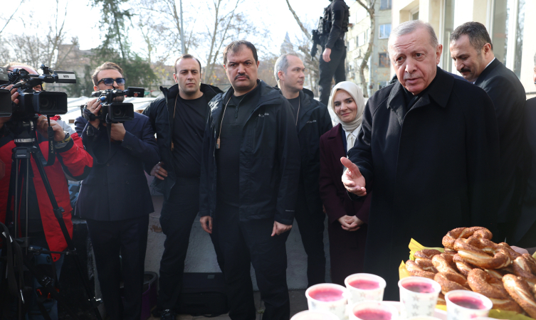 Cumhurbaşkanı Erdoğan 10 Ocak Çalışan Gazeteciler Günü'nü kutladı