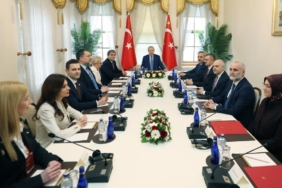 Cumhurbaşkanı Erdoğan, Balkan Barış Platformu üyelerini kabul etti