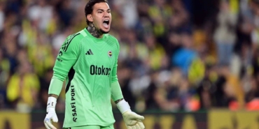 Ederson kalesinde devleşti! Art arda 2 kritik kurtarış
