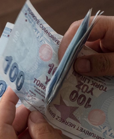 En düşük emekli aylığının yükseltilmesine ilişkin teklif bugün TBMM'ye sunulacak