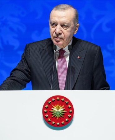 Erdoğan: Muhalefet bir avuç rant şebekesinin gündemine hapsoldu