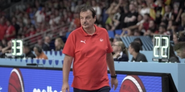Ergin Ataman, EuroBasket 2025'in 'En Değerli Başantrenörü' seçildi