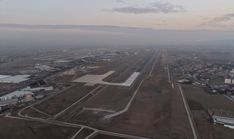 Esenboğa Havalimanı'nın 3'üncü pisti ve yeni kulesi hizmete açılacak