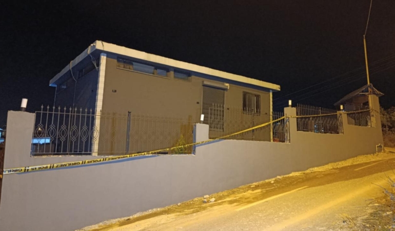 Eşiyle tartışan baba, 2 çocuğunu öldürüp, intihar etti