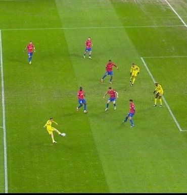 Fenerbahçe'nin golü ofsayta takıldı! İşte o pozisyon