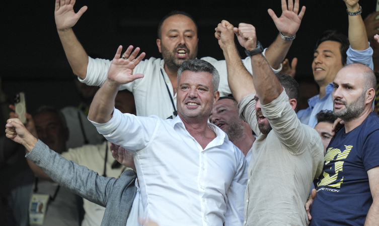 Fenerbahçe'nin yeni başkanı belli oldu