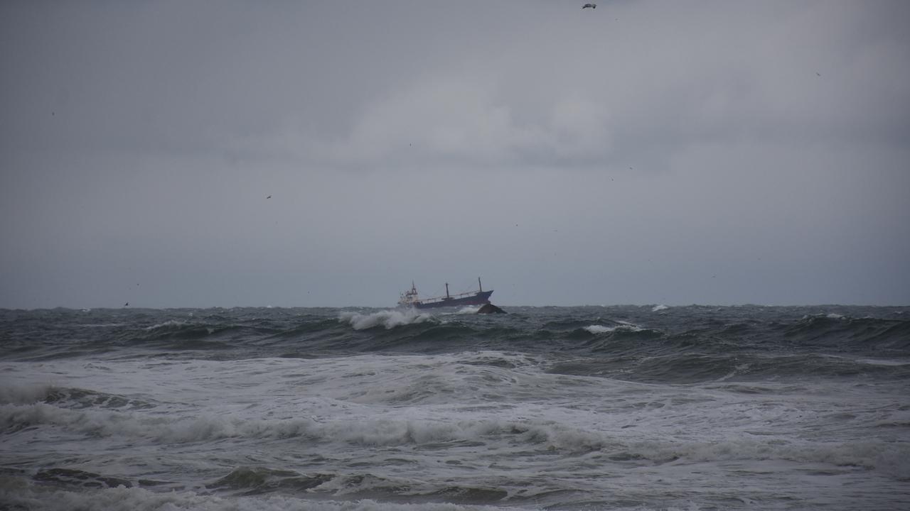 Filipinler'de 359 kişiyi taşıyan feribot battı