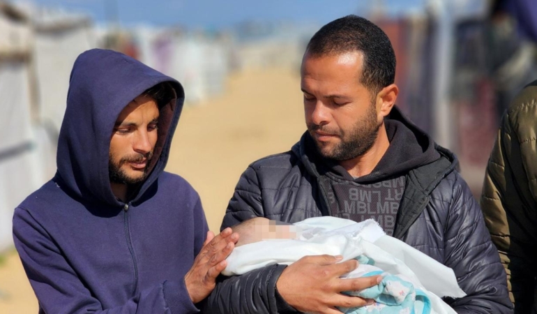 Gazze Şeridi'nde bugüne kadar 21'i çocuk 24 Filistinli soğuk nedeniyle hayatını kaybetti