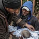 Gazze'de insanlık donuyor: 10 çocuk soğuktan can verdi