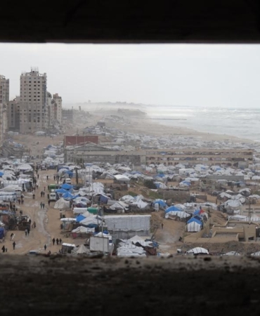 Gazzede yağış ve fırtına, İsrail saldırılarının neden olduğu felaketi derinleştiriyor