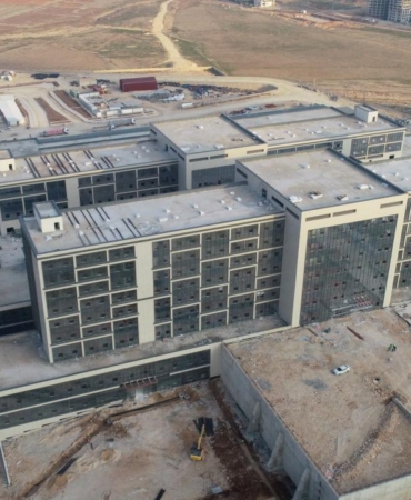 Hızla yükselen Mardin Şehir Hastanesinde sona gelindi