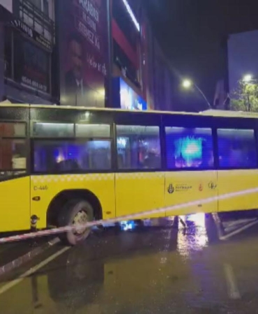 İETT otobüsü binaya çarptı: 6 yaralı