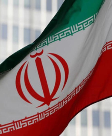 İran hava sahasını kapattı