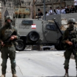 İşgalci İsrail ordusu 4 gün süren saldırıların ardından El Halil kentinin güneyinden çekildi