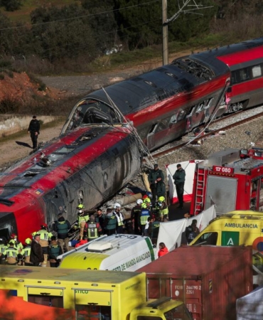 İspanya'da tren kazası nedeniyle 3 günlük ulusal yas ilan edildi