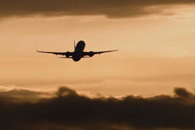 İstanbul'da bazı uçak seferlerine hava engeli