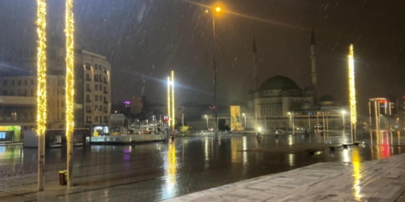 İstanbul'da kar yağışı
