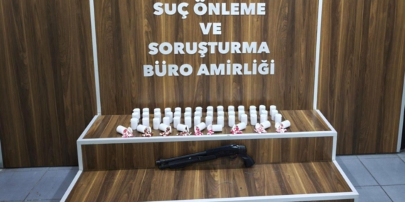 İzmir'de bir evde 2 bin 550 uyuşturucu hap ele geçirildi