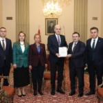 Kartalkaya'daki yangını Araştırma Komisyonu, raporunu TBMM Başkanı Kurtulmuş'a sundu