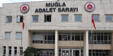 Kendisini polis olarak tanıttığı kadının 2 milyon lirasını dolandırdı