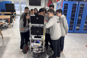 Lise öğrencileri, otonom araçların yazılım hatalarını tespit eden sistem geliştirdi