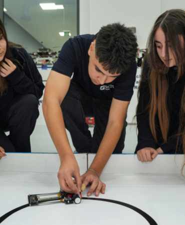 Lise öğrencilerinden uluslararası yarışmalarda çifte başarı