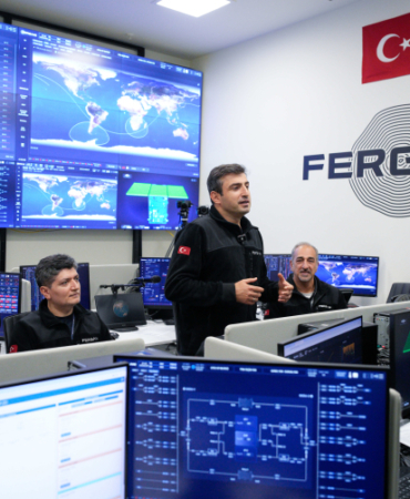 Milli uydu Fergani FGN100d2 uzayda