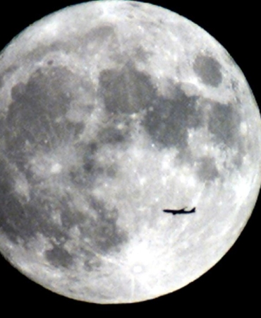 NASA Ay yüzeyine nükleer reaktör kurmayı planlıyor