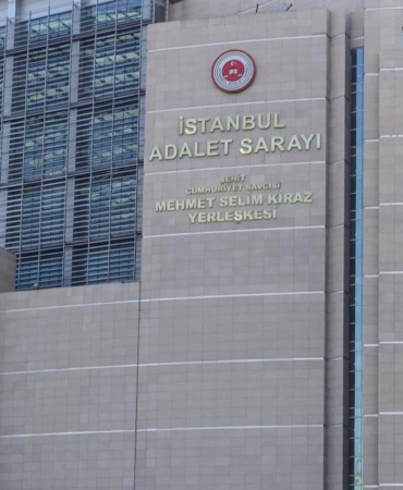 Rıza Akpolat rüşvet almak suçundan tutuklandı