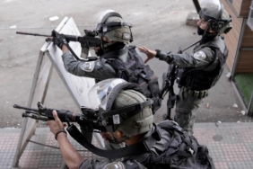 Soykırımcı İsrail, ateşkese rağmen Gazzeye yönelik saldırılarını sürdürüyor