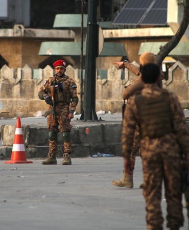 Suriye Savunma Bakanlığı: YPG'nin çekilmesini yakından takip edeceğiz