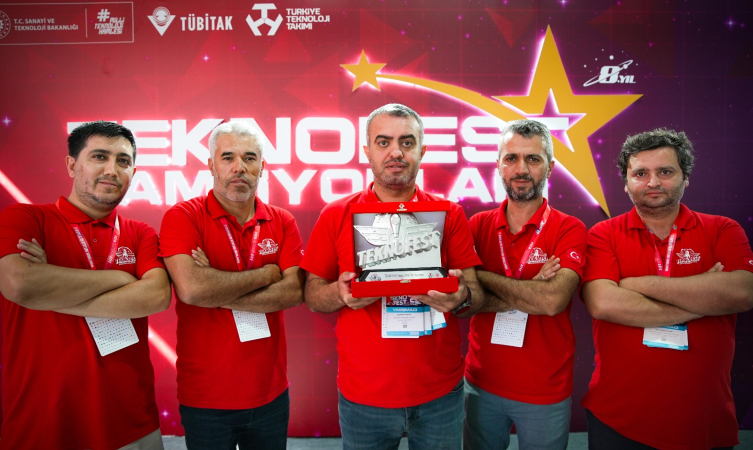 TEKNOFEST'te açılan kapıdan Cumhuriyet için yapay zeka filmi çıktı