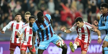 Trabzonspor, Antalya'da fırsat tepti: 1-1