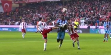 Trabzonspor ikinci penaltısını kazandı!