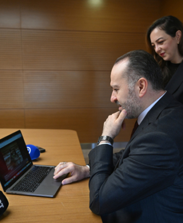 TRT Genel Müdürü Sobacı, AAnın 2025e damga vuran karelerini oyladı