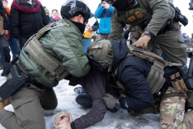 Trump, Minnesota'da ICE ekiplerinin birini vurmasıyla ilgili her şeyi gözden geçirdiklerini belirtti