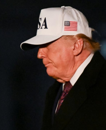 Trump'ın konvoyu şüpheli nesne nedeniyle güzergah değiştirdi