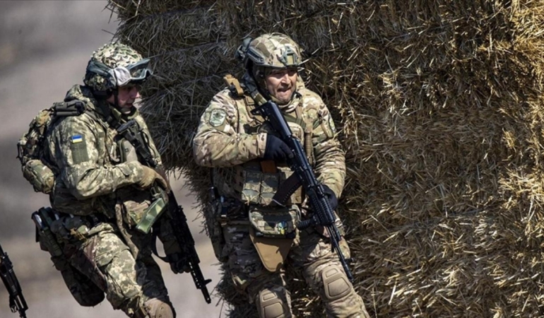 Ukrayna Savunma Bakanı: 200 bin asker firar etti, 2 milyon kişi askerlikten kaçıyor