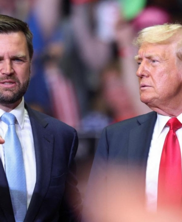 Vance'den Avrupa'ya Trump'ın Grönland ile ilgili sözlerini ciddiye alın tavsiyesi