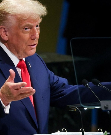 WSJ: Trump, danışmanlarına İran'a kararlı saldırı konusunda baskı yapmaya devam ediyor