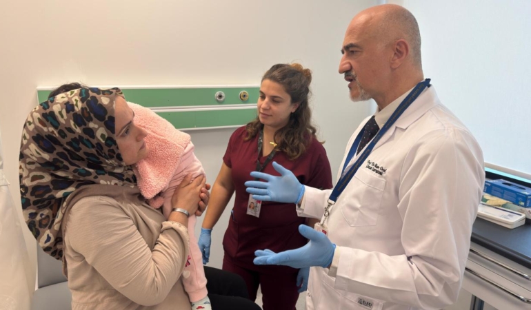 Yangında vücudu yanan Meryem bebek hassas tedaviyle iyileşti