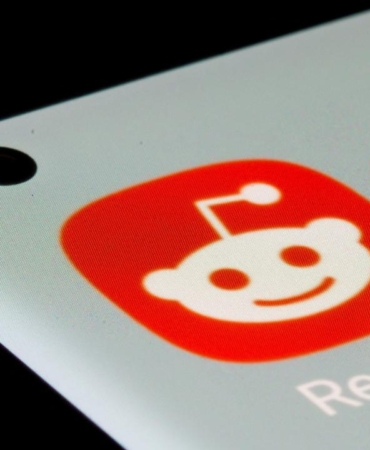 Yapay zeka en çok Reddit verilerine bakarak öğreniyor