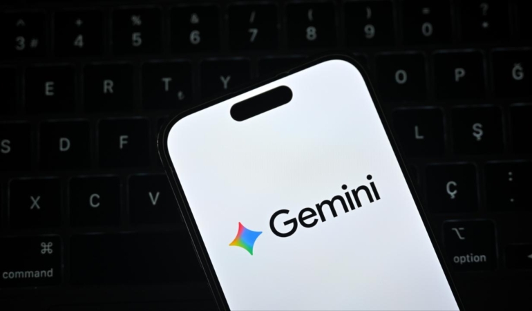 Yapay zekada devlerin savaşı kızıştı: Gemini 3 tarihi rekorla geldi