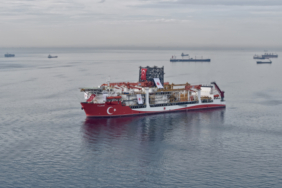 Yıldırım Sondaj Gemisi Karadeniz yolcusu