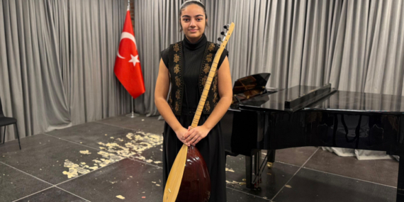 Zeynep'ten uluslararası başarı: 3 yarışmada 9 ödül