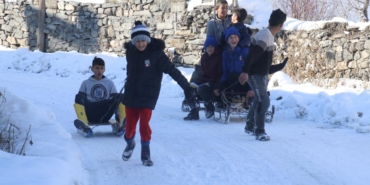 2 ilde eğitime kar engeli